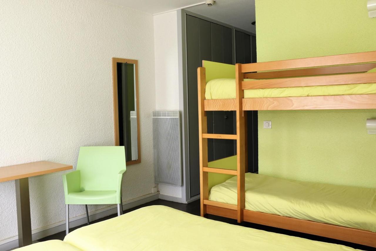 Auberge De La Vallee D'Ossau Izest Bagian luar foto